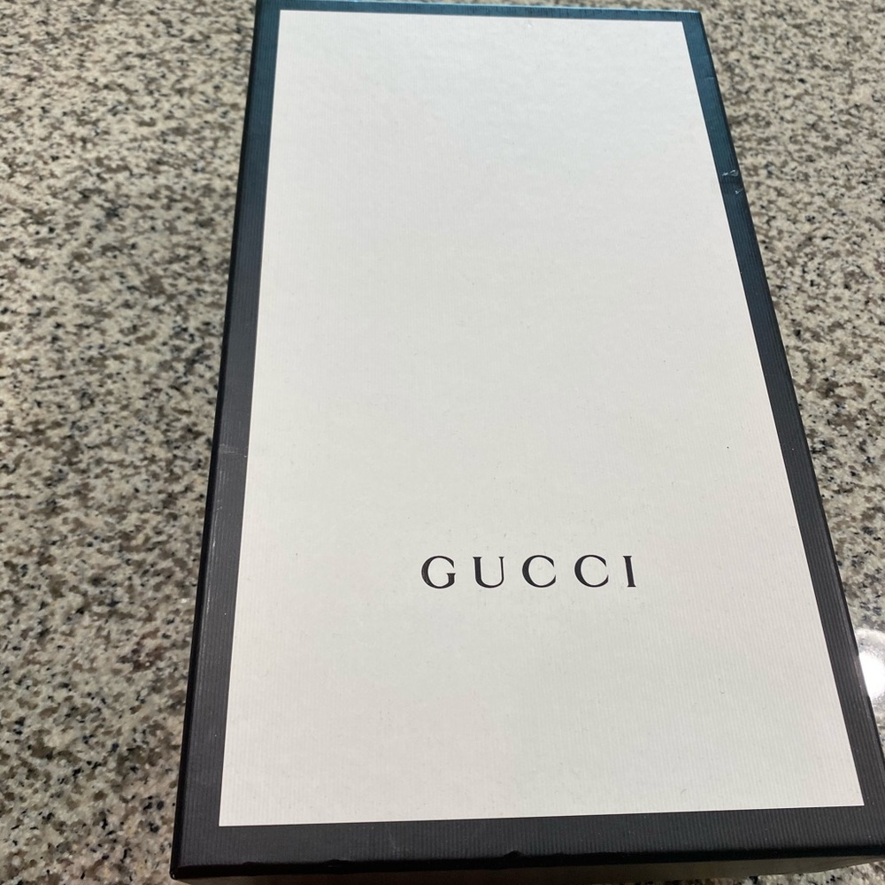 Gucci shoe box